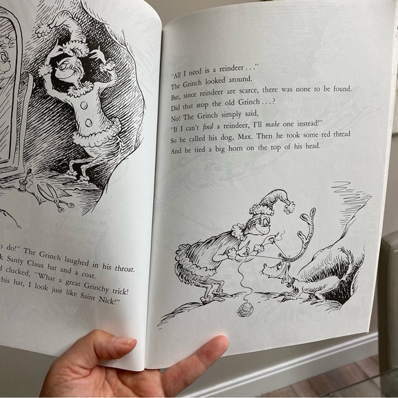 Dr Seuss- How the Grinch Stole Christmas Coloring Storybook-Softcover - Picture 3 of 3